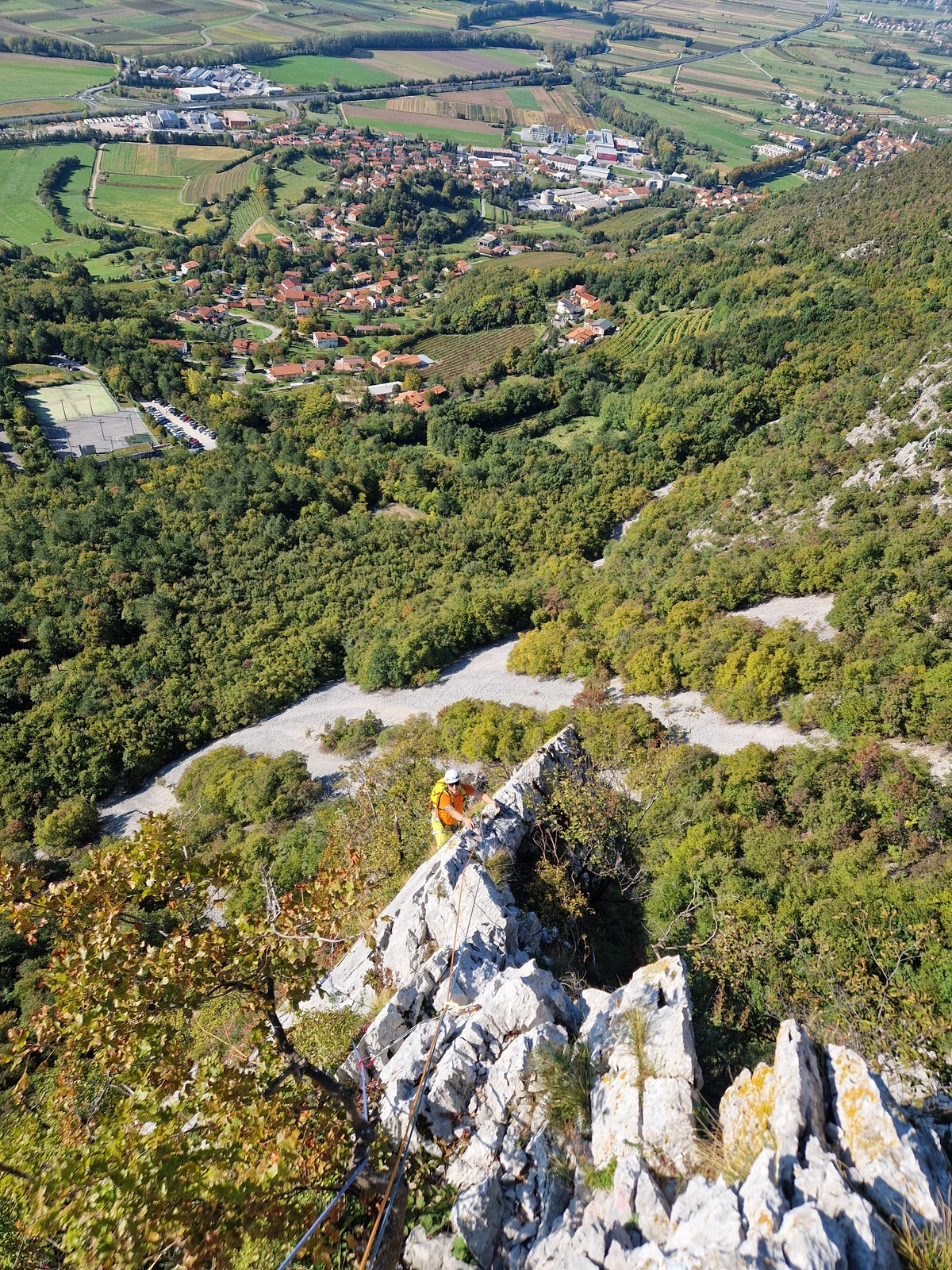 Vipava (9) cesta Ciklamen štvrtá dĺžka