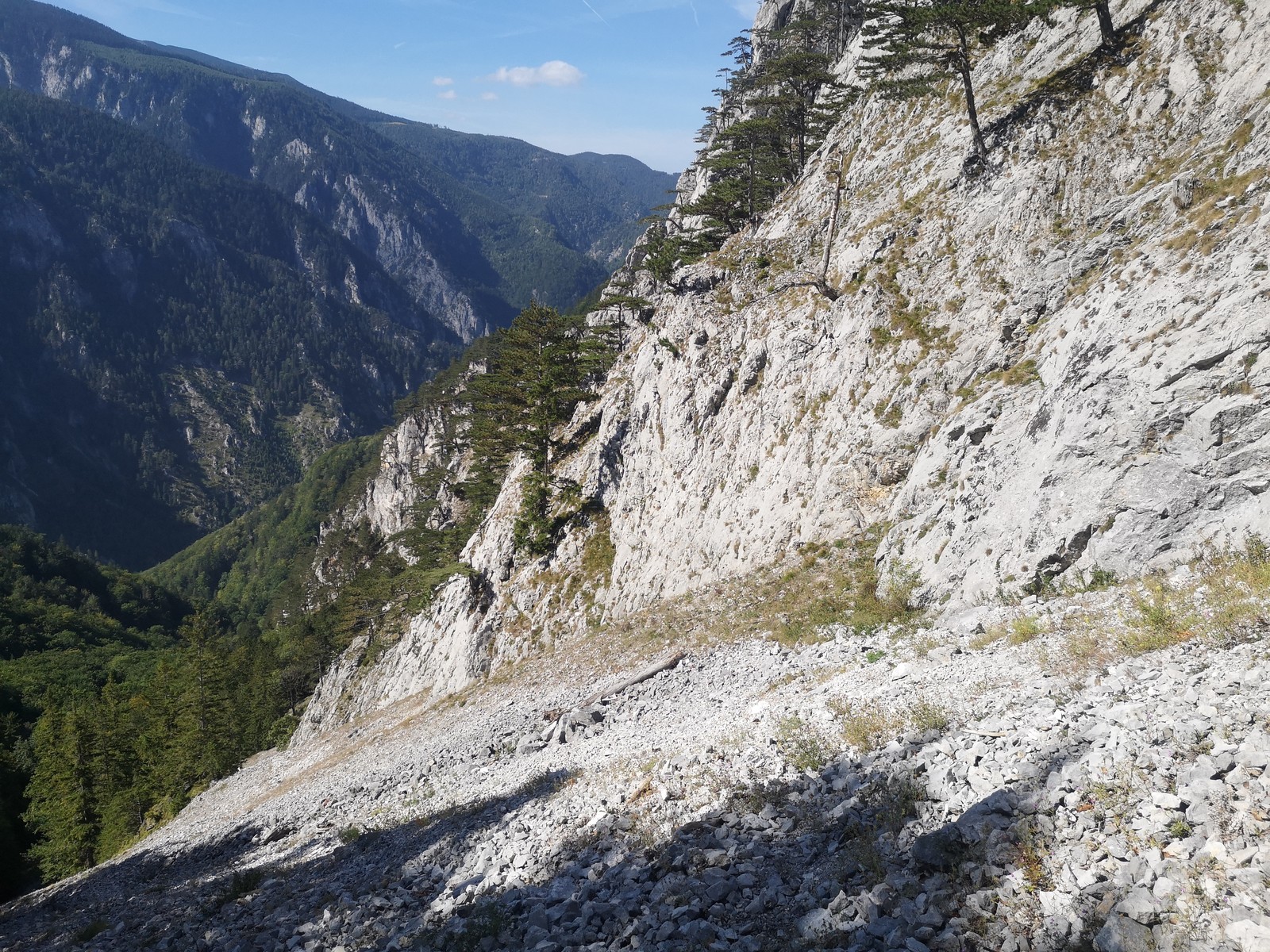 Des Kessels neue Kleider (2) dolné časti Stadelwandu