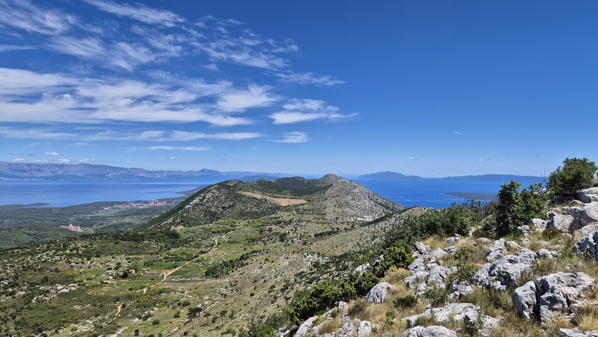 Ferrata Hvar (32) zvláštny útvar v strede Hvaru