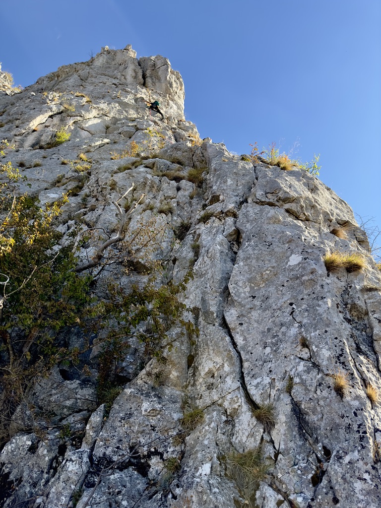 Cesta Moldavských orlov (02) Nástupová špára prvej dĺžky Cesta Moldavských orlov (02) Nástupová špára prvej dĺžky