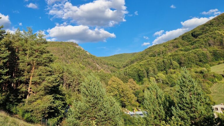 Hájska skala (27) Hájska skala od Ráztočna